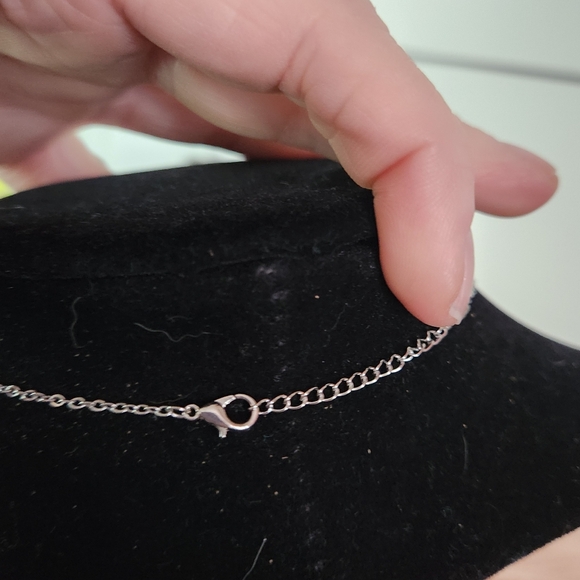 Beautiful colorful crosss necklace! NWOT! (G47) - Picture 5 of 5